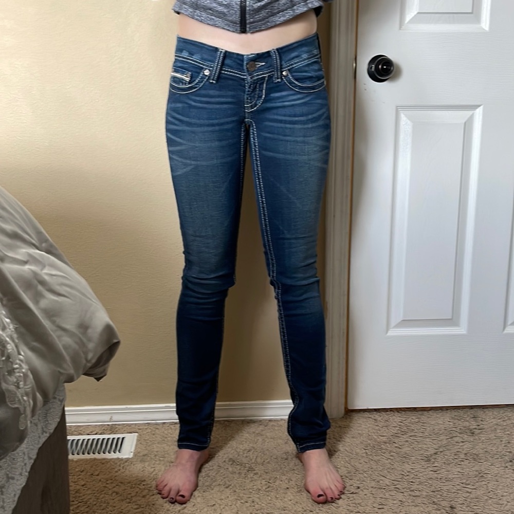 💎 SOLD 💎 BKE Size 24L Skinny Jeans